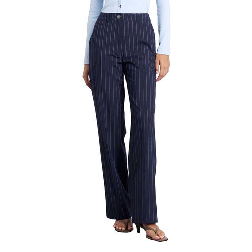 JAG Gia Pinstripe Tuck Pant